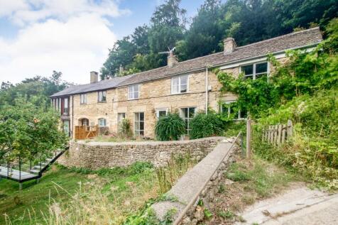 Semi-detached house for sale