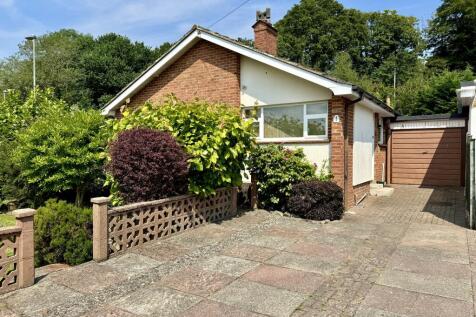 Lyn Grove, Kingskerswell, Newton Abbot 2 bed bungalow for sale
