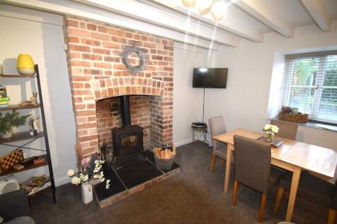 1 Pen y Banc, Llanuwchllyn, Bala 2 bed semi