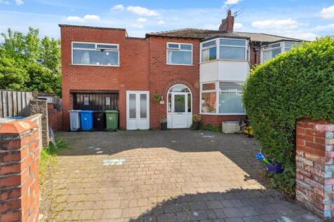5 bedroom semi-detached house for sale