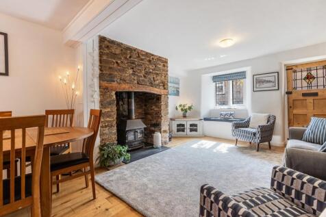 3 bedroom cottage for sale