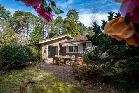 4 bedroom bungalow for sale