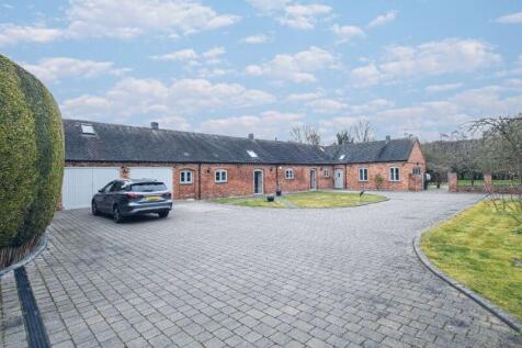 Victoria Street, Yoxall, DE13 8NG 4 bed property for sale