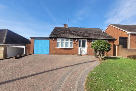 Caledonia, Brierley Hill DY5 3 bed detached house for sale