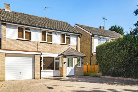 4 bedroom semi-detached house for sale