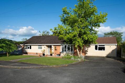 Croft Crescent, Yarpole HR6 3 bed detached bungalow for sale