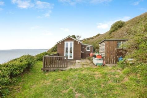 2 bedroom chalet for sale