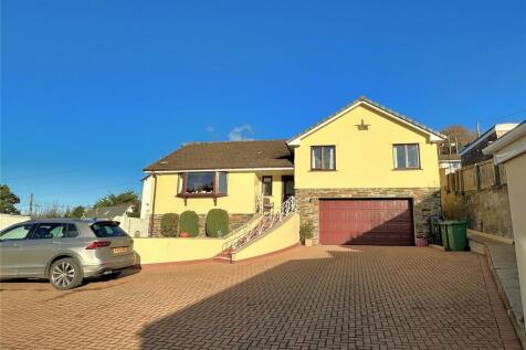 4 bedroom bungalow for sale