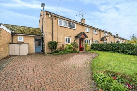 Longwater Road, Wokingham RG40 4 bed semi