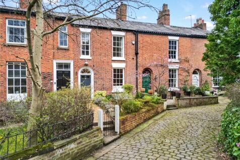 2 bedroom terraced house for sale