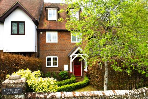5 bedroom terraced house for sale