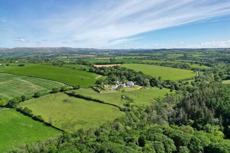 Bratton Clovelly, Devon EX20 8 bed detached house for sale