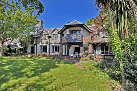 423 Babbacombe Road, Devon TQ1 5 bed detached house for sale