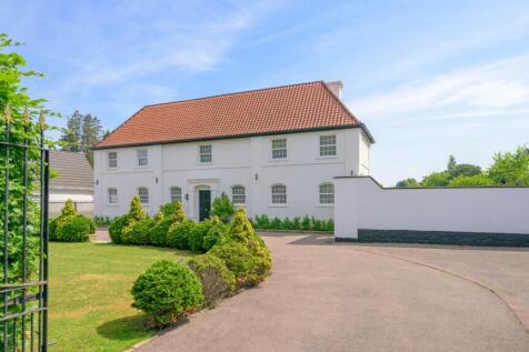 Stoughton Drive South, Leicester LE2 7 bed detached house for sale