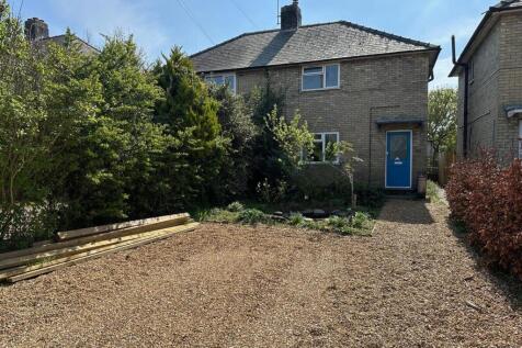 2 bedroom semi-detached house for sale