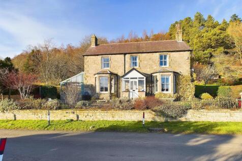 Detached house for sale
