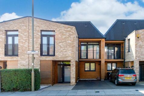 MAYS LANE, BARNET, EN5 3 bed terraced house for sale