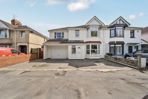 4 bedroom semi-detached house for sale