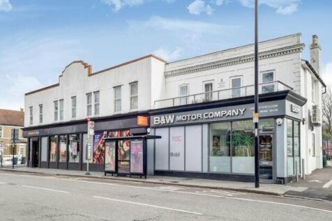 Flat 6 Sandhurst House, 56 Upland... 1 bed flat for sale