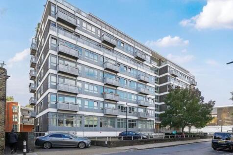 Flat 111 Courtenay House, 9 New Park... 1 bed flat for sale