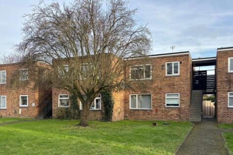 44 Whitley Close, Stanwell... 2 bed property with land for sale