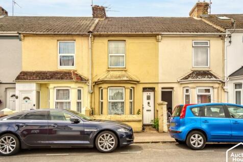 12 Selbourne Road, Gillingham, Kent... 2 bed terraced house for sale