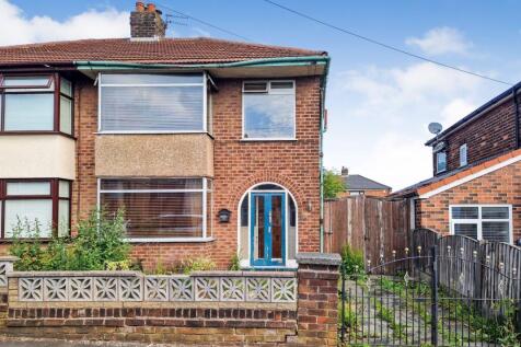 6 Seaton Grove, St. Helens... 3 bed semi