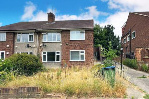 5 Midhurst Hill, Bexleyheath, Kent... 2 bed flat for sale