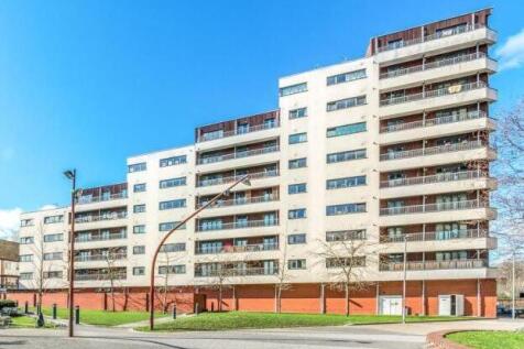 Flat 2, 3 Cottage Road, Highbury... 2 bed flat for sale