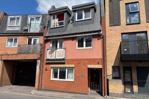 Flat 2 Lapidge House, 5 Coombe Road... 1 bed flat for sale