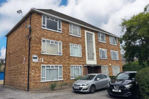 Flat 14 Windsor Court, Friern Barnet... 1 bed flat for sale