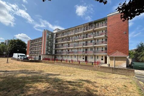 Flat 22 Walford House, Cannon Street... 1 bed flat for sale