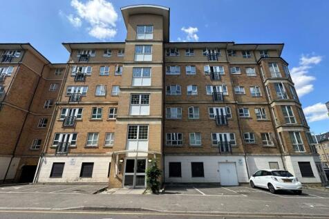 Flat 58 Geneva Court, 2 Rookery Way... 1 bed flat for sale