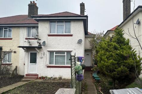 27 Selbie Avenue, Neasden, London... 2 bed flat for sale