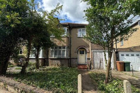 18 Lincoln Road, Harrow, Middlesex... 3 bed semi