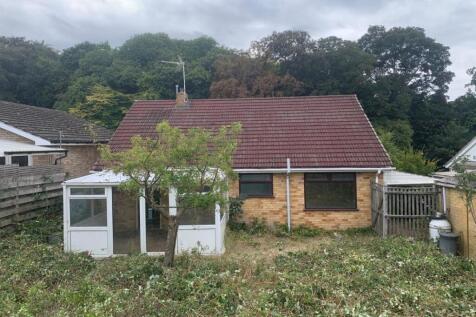 107 Longwater Lane, Norwich, Norfolk... 3 bed detached house for sale