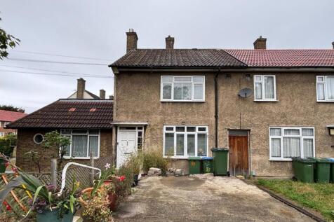 57 Holburne Road, Blackheath, London... 2 bed terraced house for sale