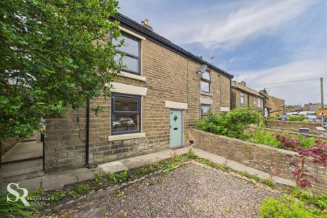Buxton Road, Furness Vale, SK23 2 bed semi