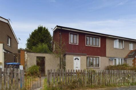 Newlands Road, Barwell, Leicester 3 bed semi