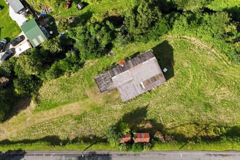 Cwmaman, Aberdare CF44 4 bed property with land for sale