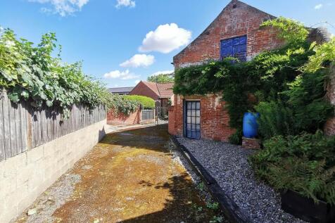 Upper Olland Street, Bungay 3 bed detached bungalow for sale