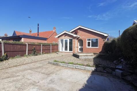 2 bedroom detached bungalow for sale