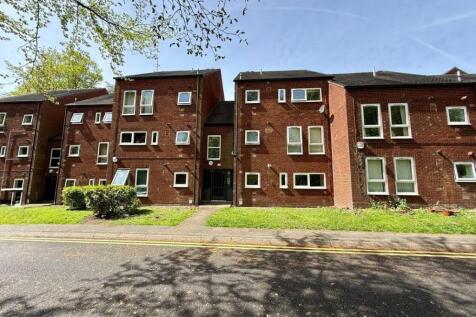 Stafford Road, Stone ST15 2 bed ground floor flat for sale