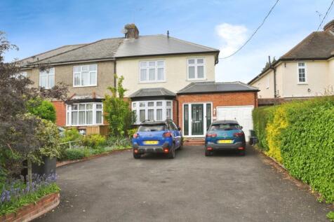 Watchouse Road, Galleywood... 3 bed semi