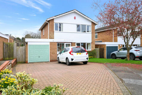 Raddington Drive, Solihull B92 4 bed detached house for sale