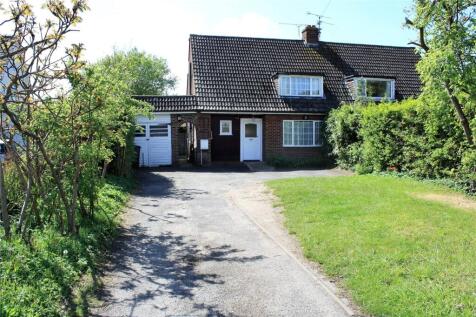 2 bedroom semi-detached house for sale