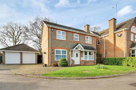 Conygree Close, Reading RG6 4 bed detached house for sale