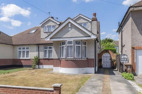 4 bedroom semi-detached bungalow for sale