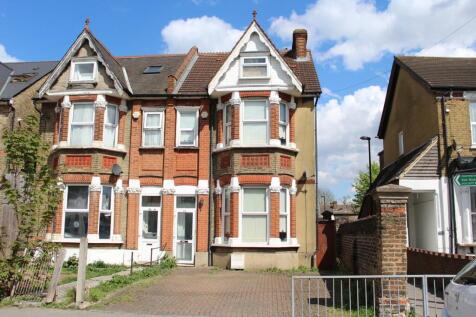 Bensham Manor Road, Thornton Heath, CR7 4 bed detached house for sale