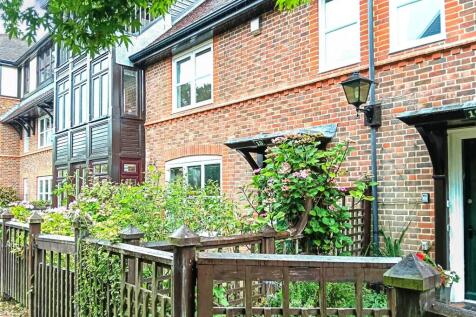 Mytchett Heath, Camberley GU16 2 bed terraced house for sale